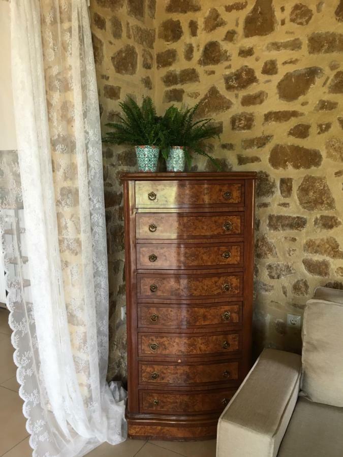 Olive Tree Cottage 2 Néa Péramos Kültér fotó