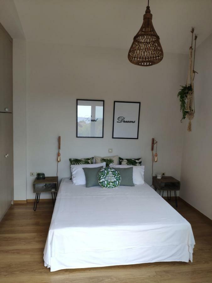 Olive Tree Cottage 2 Néa Péramos Kültér fotó
