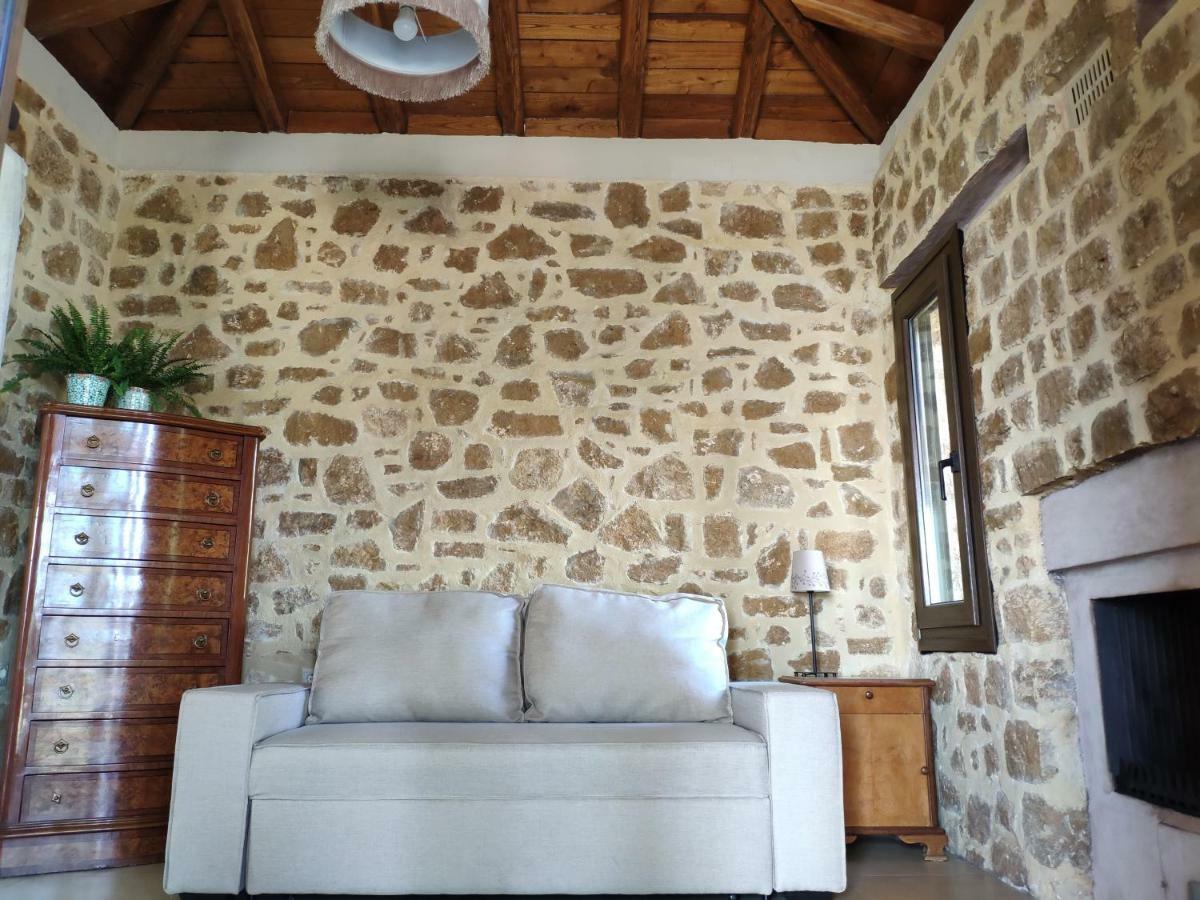 Olive Tree Cottage 2 Néa Péramos Kültér fotó